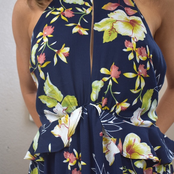 LUCY PARIS Fiji Key Hole Maxi - Picture 8 of 15